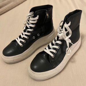 Steve Madden (Madden Girl) Leather Sneakers Women’s 9